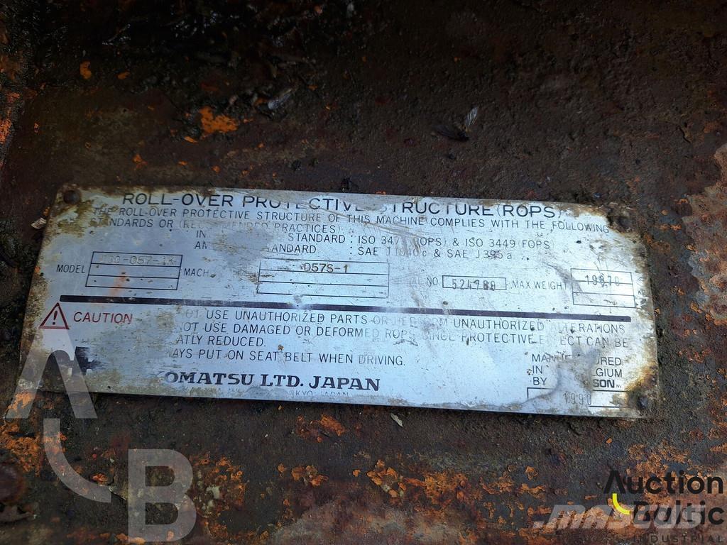 Komatsu D57S-1 Larvebåndslæssere