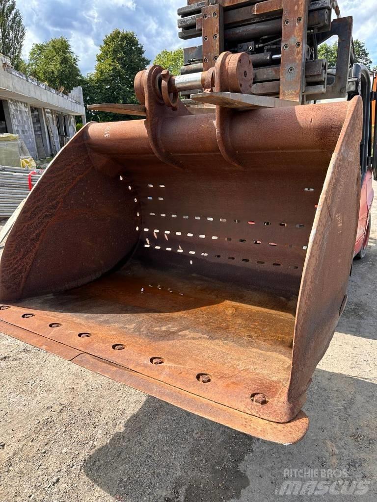 CAT Bucket Skovle