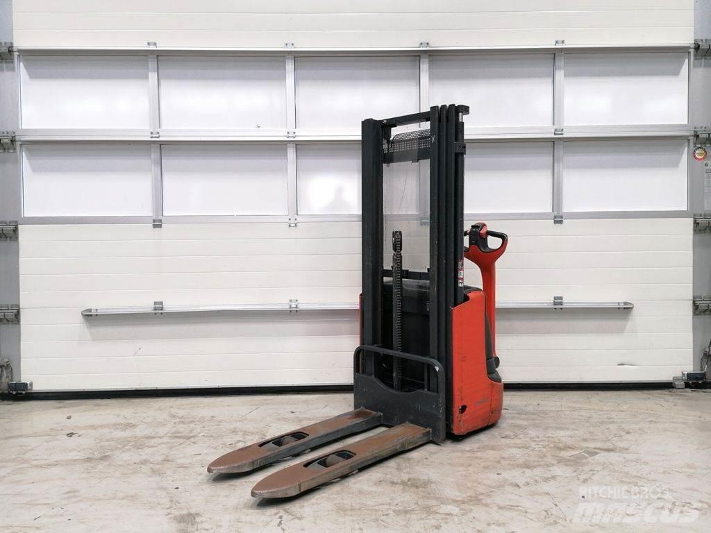 Linde L10 Gaffelstabler med gående fører