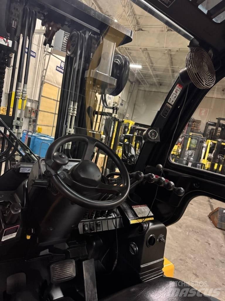 CAT DP 70 Gaffeltrucks - andre