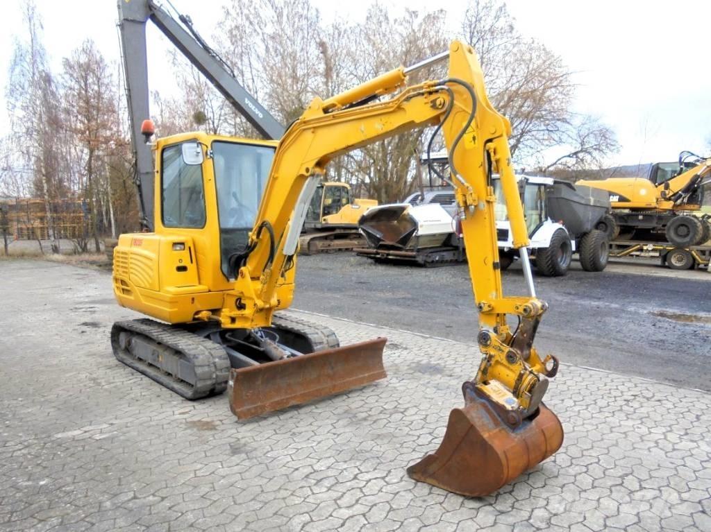 Takeuchi TB 235 Minigravemaskiner