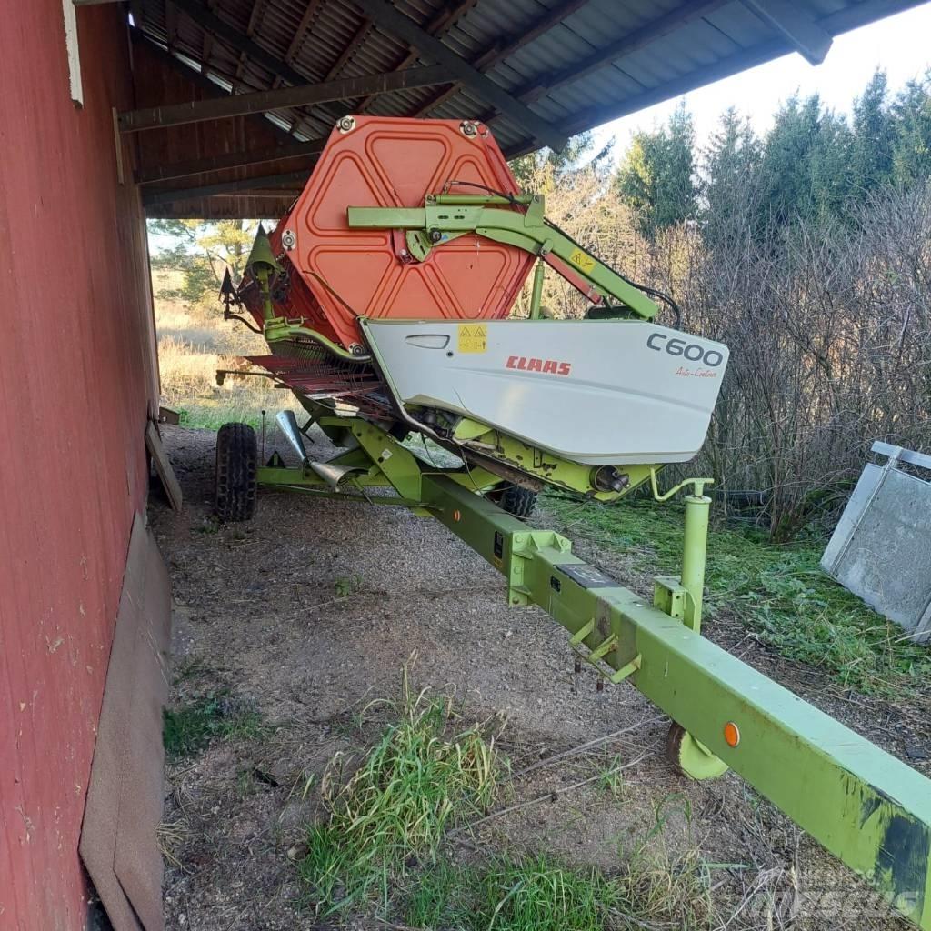 CLAAS Tucano 440 Mejetærskere