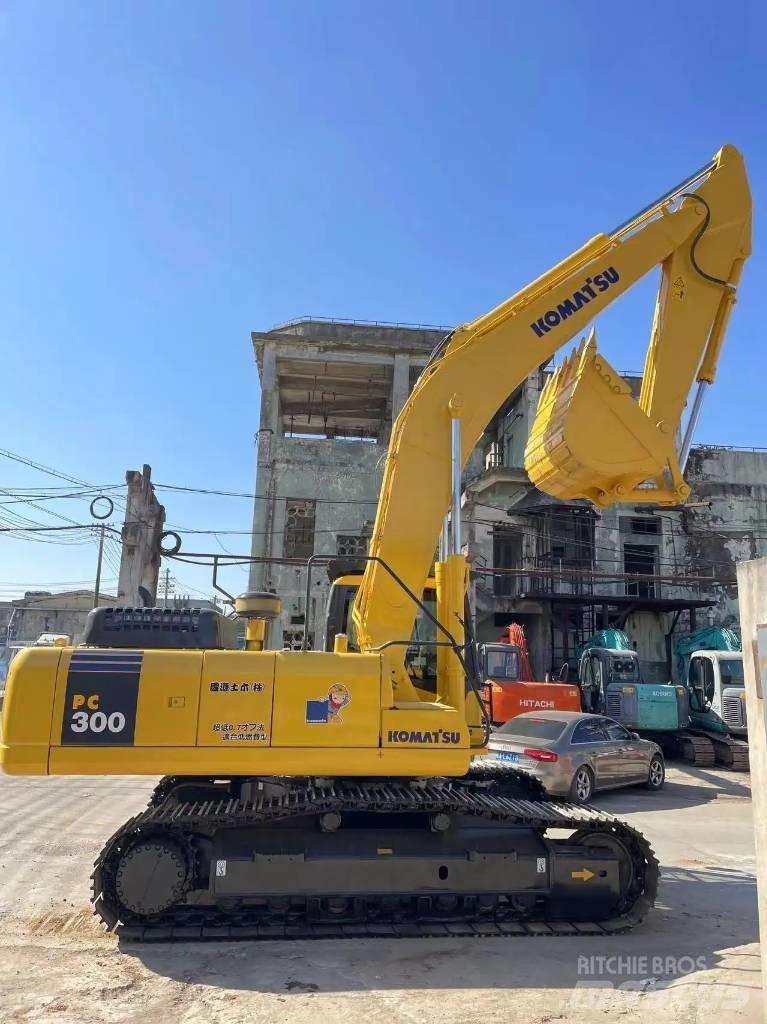 Komatsu PC 300 LC-7 Gravemaskiner på larvebånd