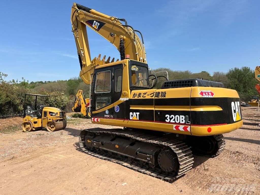CAT 320 B L Gravemaskiner på larvebånd