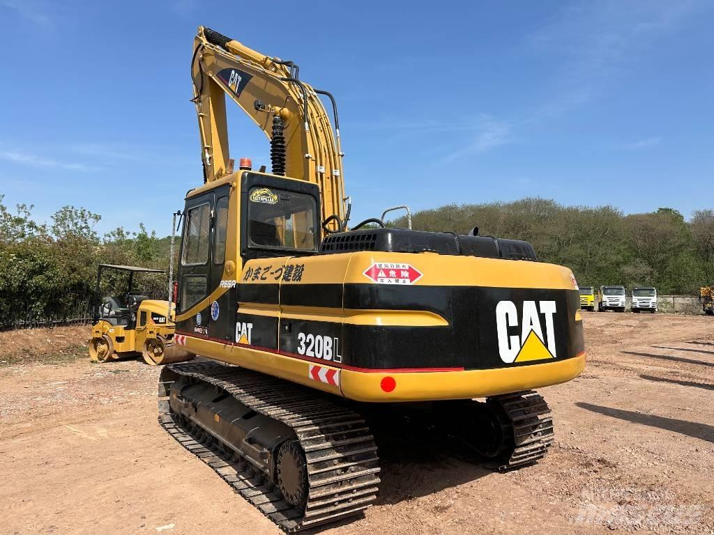 CAT 320 B L Gravemaskiner på larvebånd
