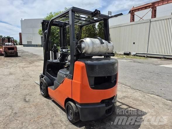 Toyota 8 FGCU 25 Gaffeltrucks - andre