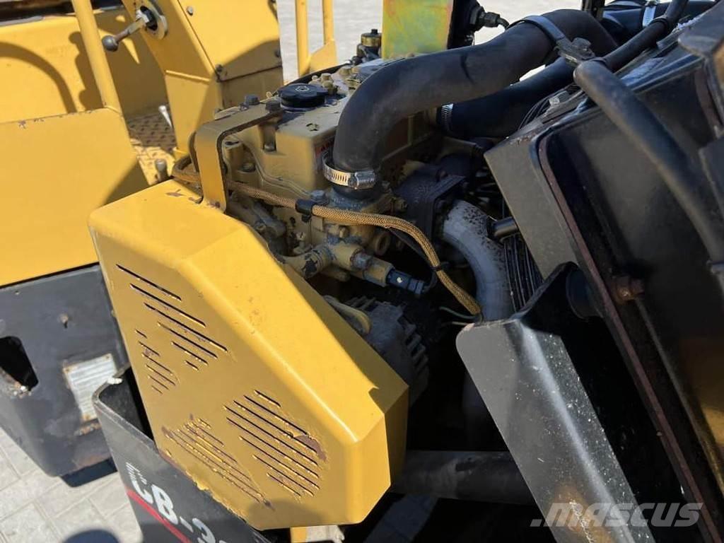 CAT CB 334E Tvilling tromle