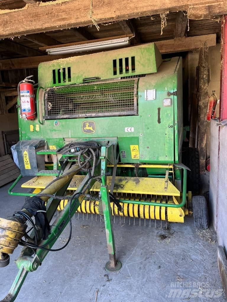 John Deere 578 Rundballe-pressere