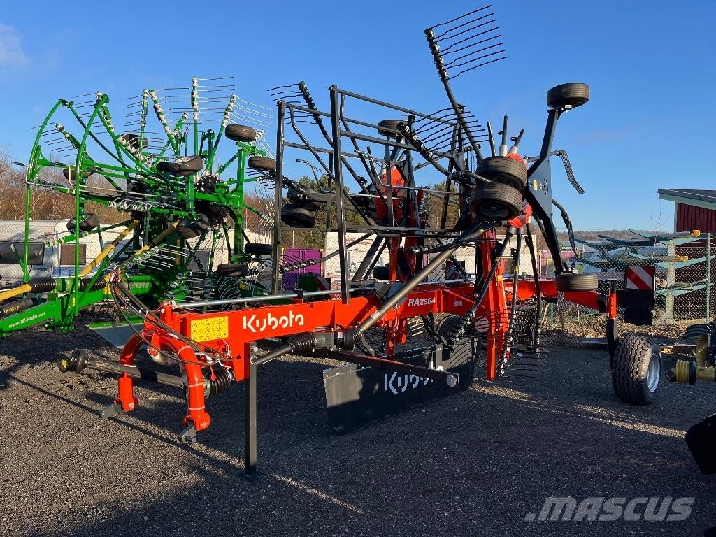 Kubota RA2584 Hømaskiner