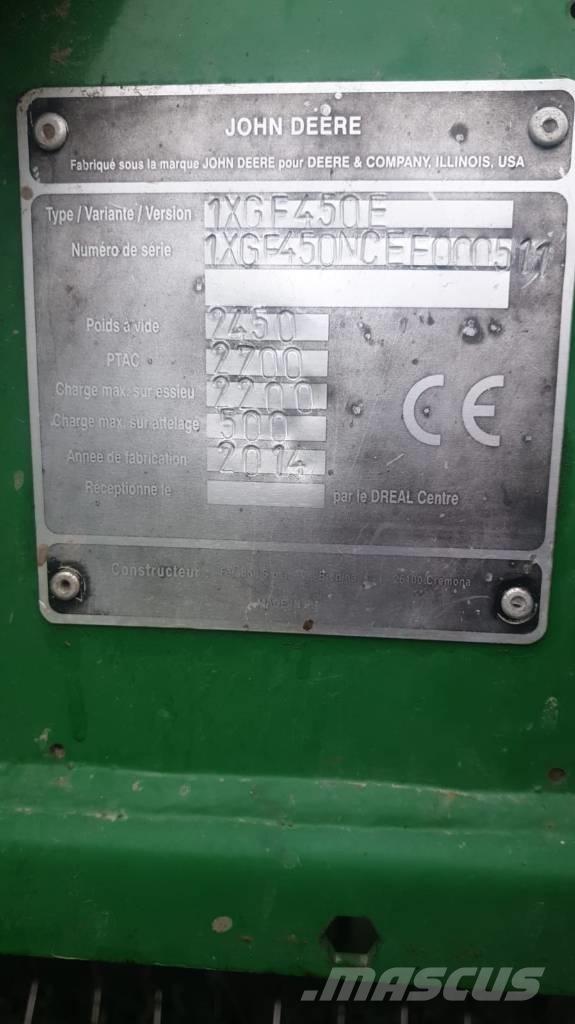 John Deere F 450 Rundballe-pressere