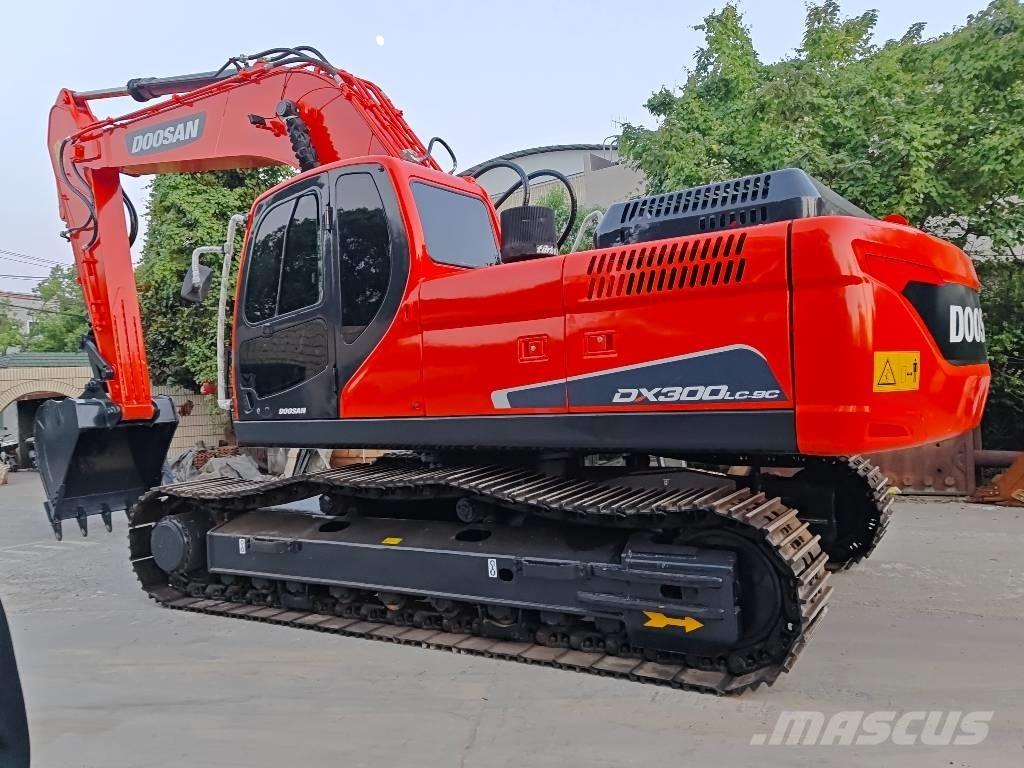 Doosan DX 300 LC-9C Gravemaskiner på larvebånd