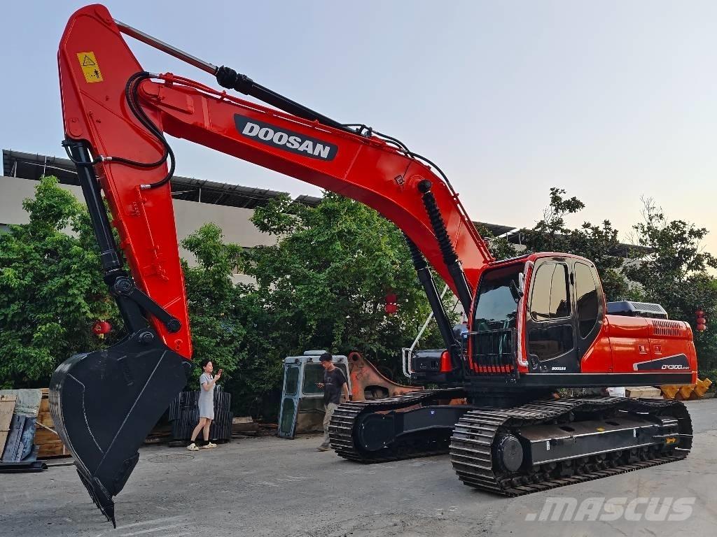 Doosan DX 300 LC-9C Gravemaskiner på larvebånd