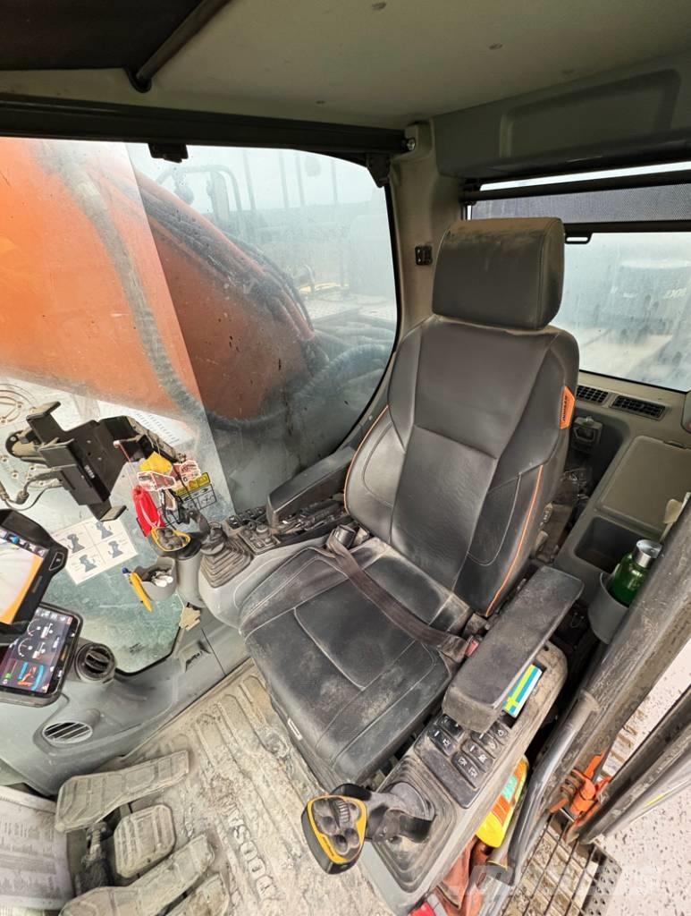 Develon DX 300 LC-7 Gravemaskiner på larvebånd