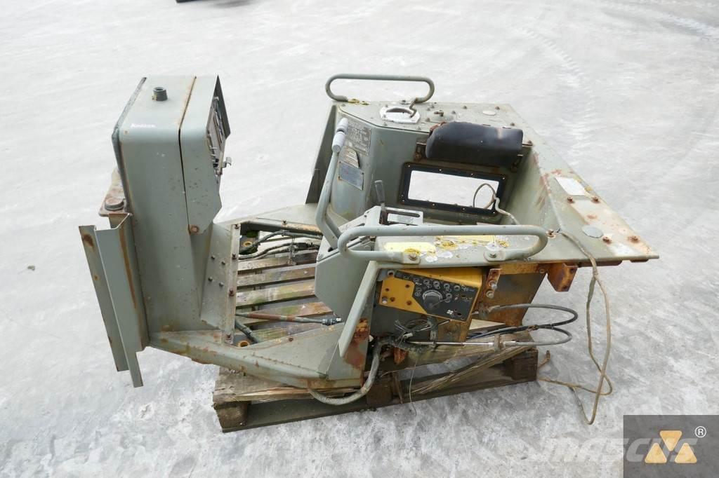 CAT 6T-3309 Kabiner og interiør