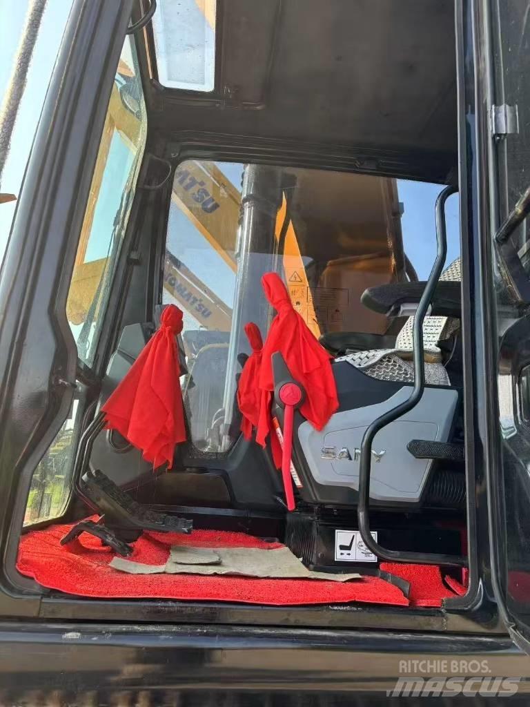 Sany 215 Gravemaskiner på larvebånd