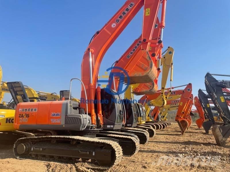Hitachi ZX 240 Gravemaskiner på larvebånd
