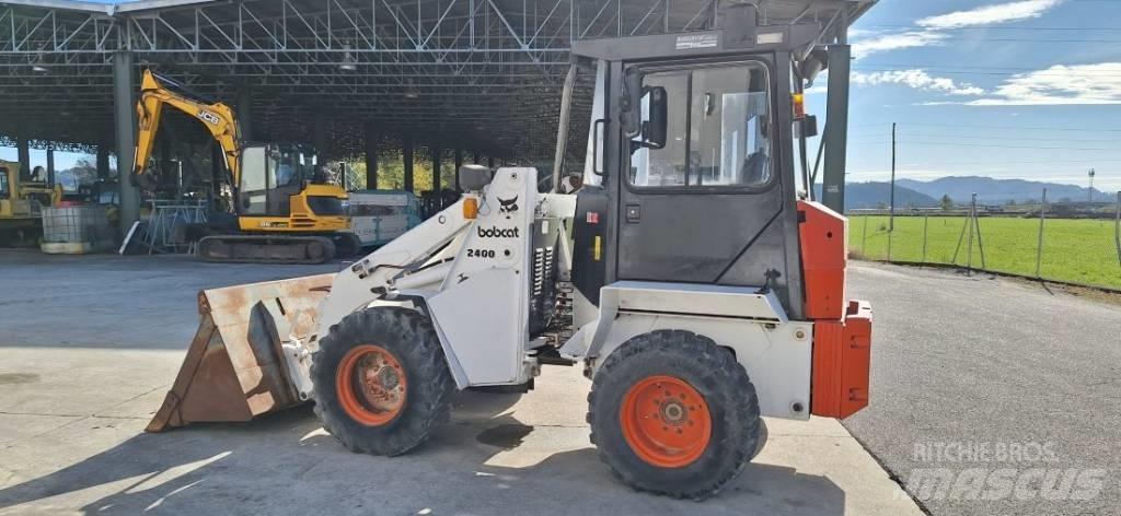 Bobcat 2400 Læssemaskiner på hjul