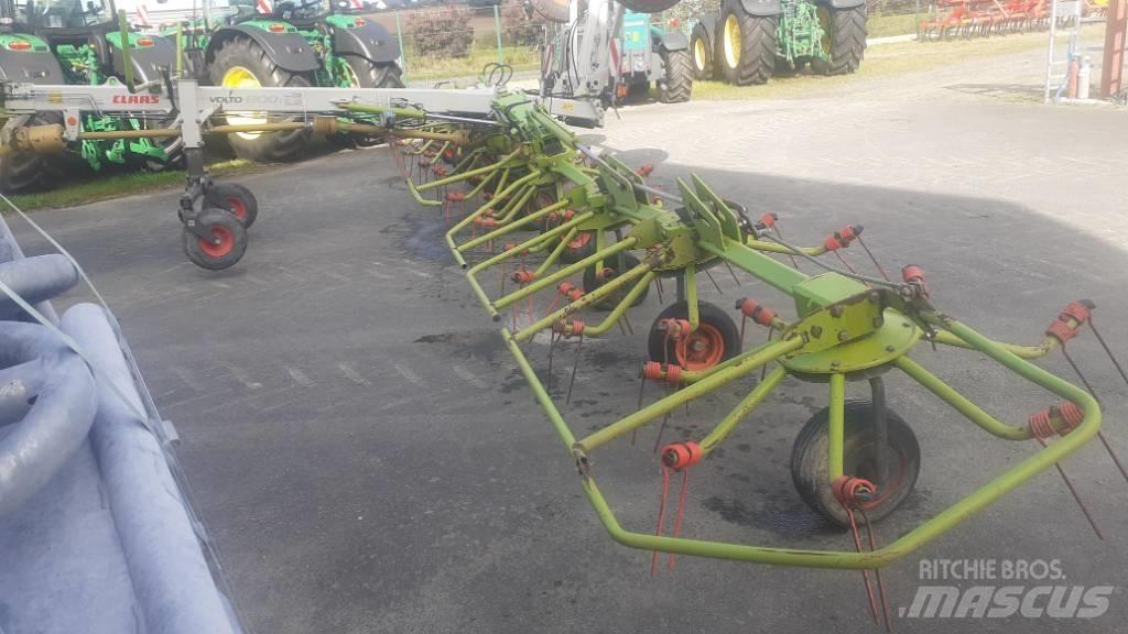 CLAAS VOLTO 1300 T River og høvendere