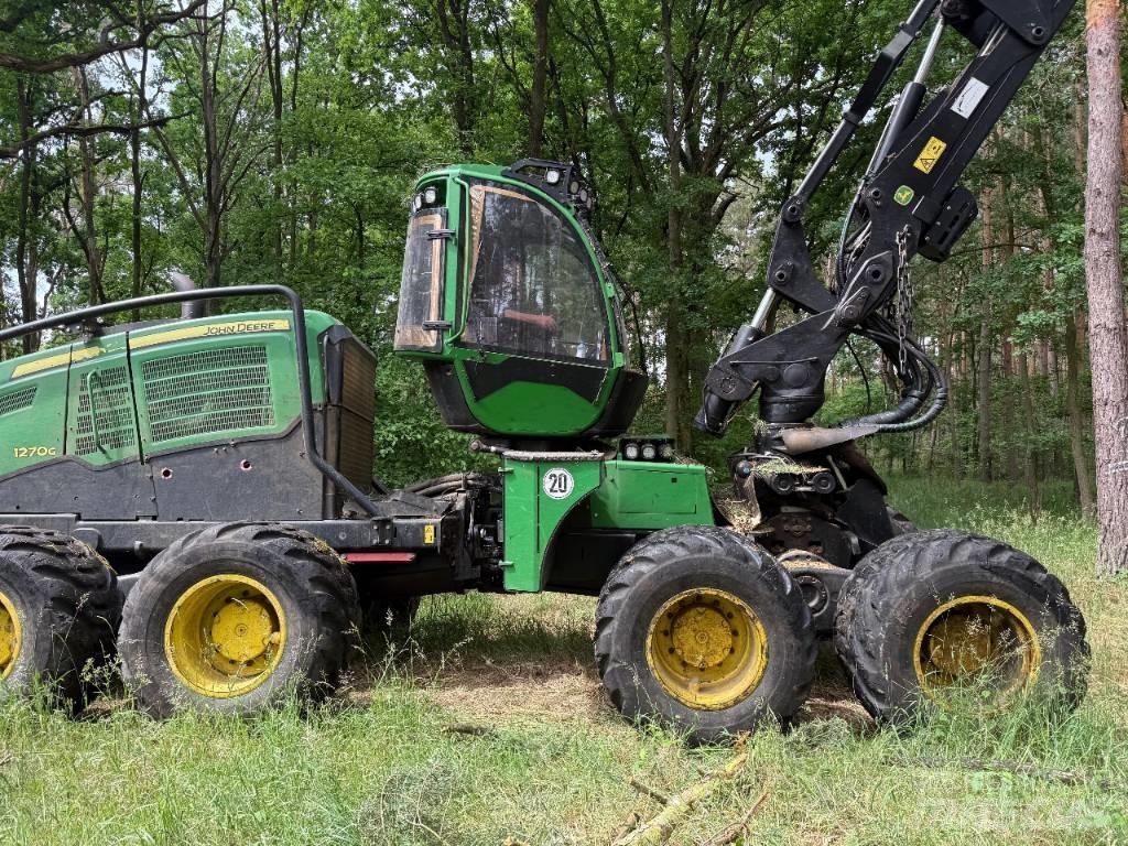 John Deere 1270 G Skovningsmaskiner