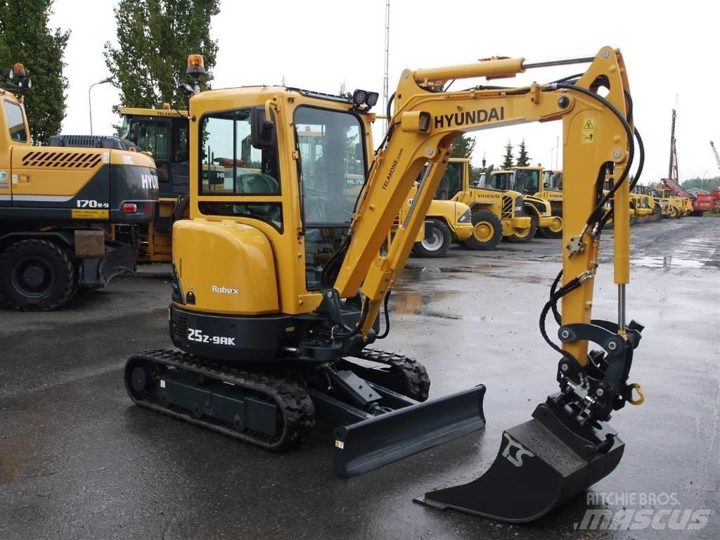 Hyundai R25Z-9AK Minigravemaskiner