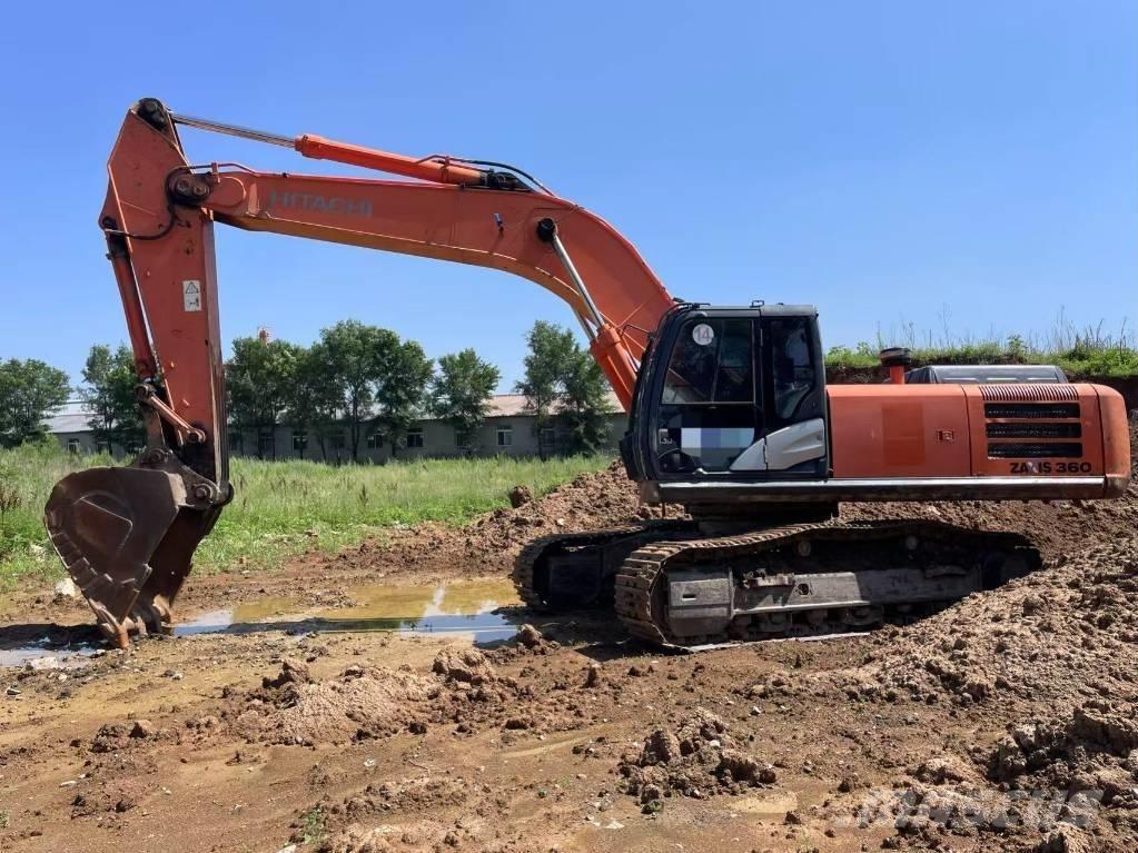 Hitachi ZX 360 Gravemaskiner på larvebånd