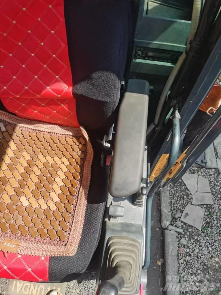 Hyundi 210w-9 Gravemaskiner på hjul