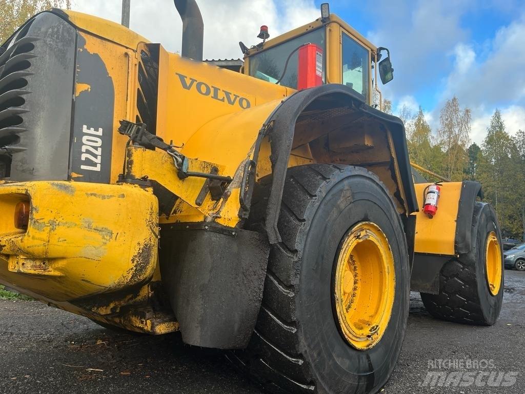 Volvo L 220 E Læssemaskiner på hjul