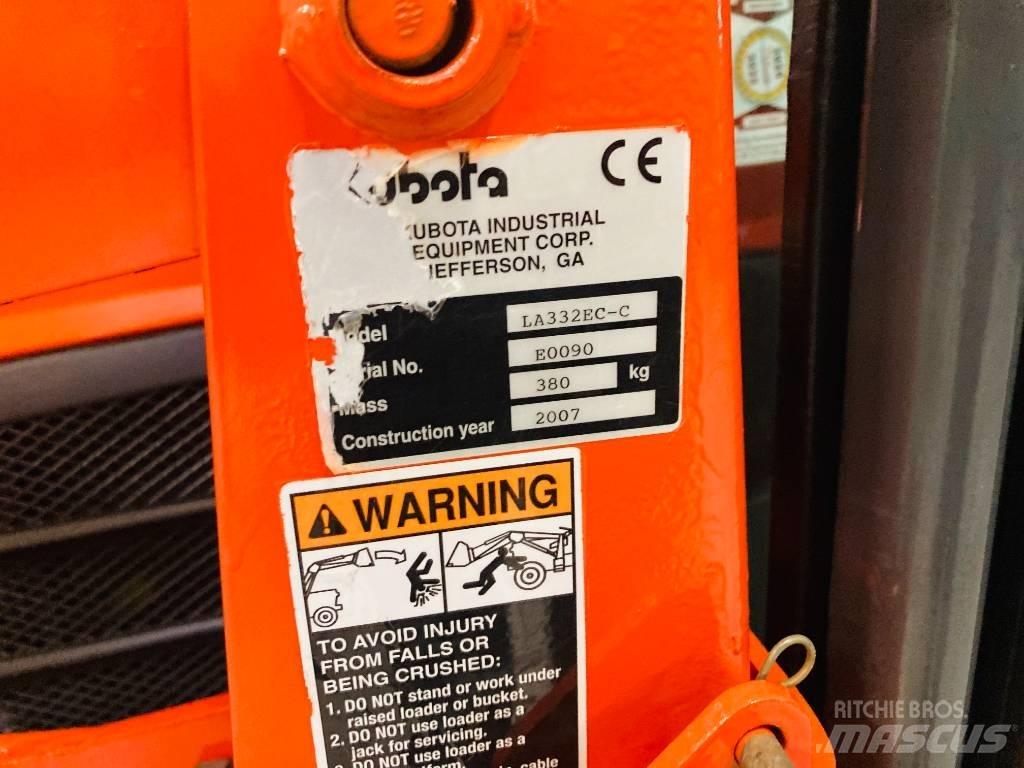 Kubota B2530 Kompakte traktorer