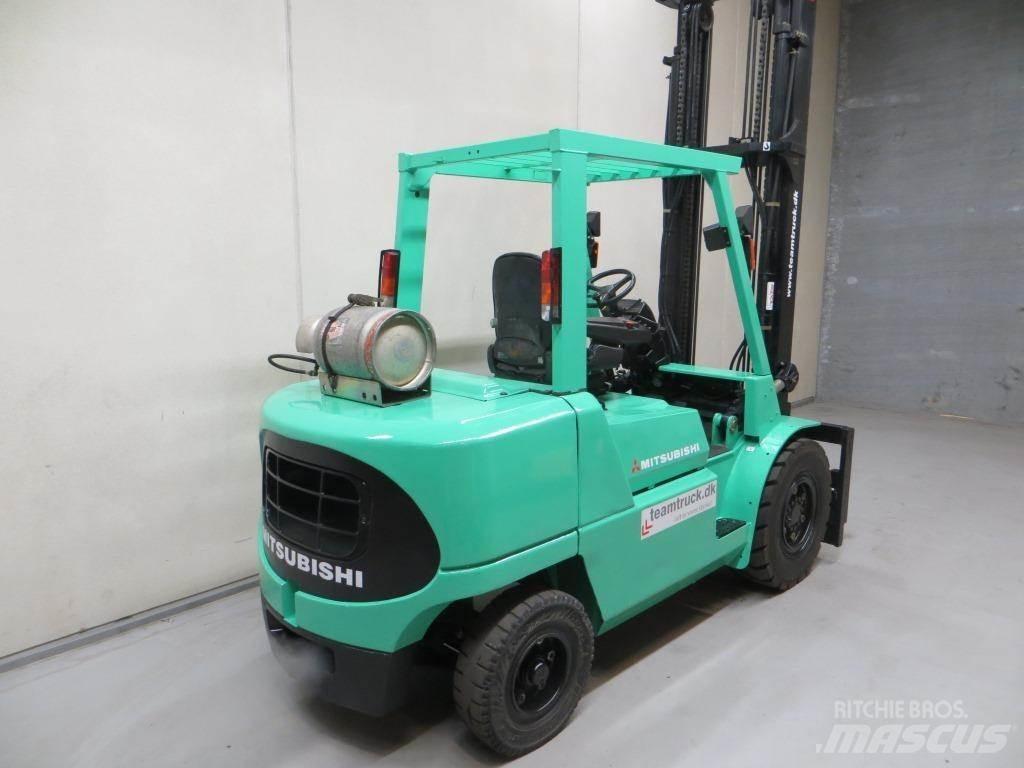 Mitsubishi FG45K2 LPG gaffeltrucks