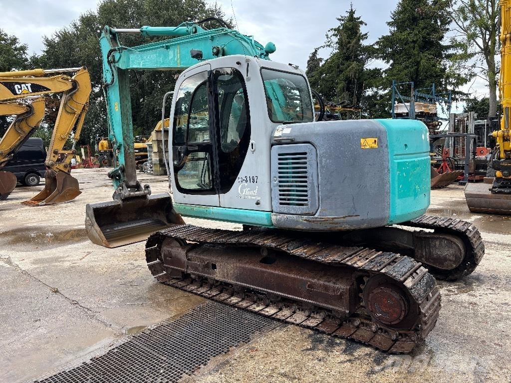Kobelco SK 135 Gravemaskiner på larvebånd