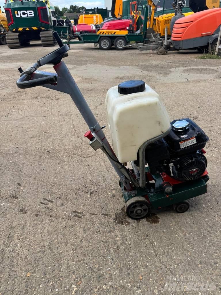 Husqvarna FS305 Entreprenør - Andet