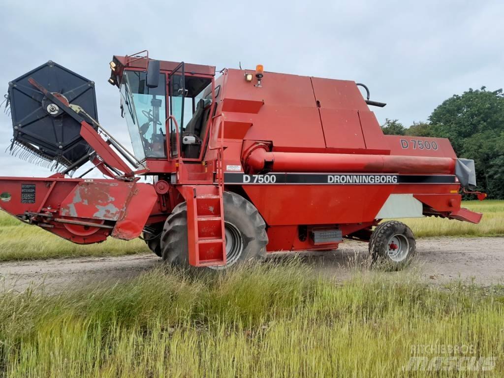Dronningborg D7500 Mejetærskere