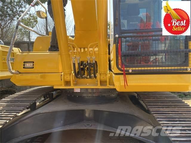 Komatsu PC 220-8 Gravemaskiner på larvebånd