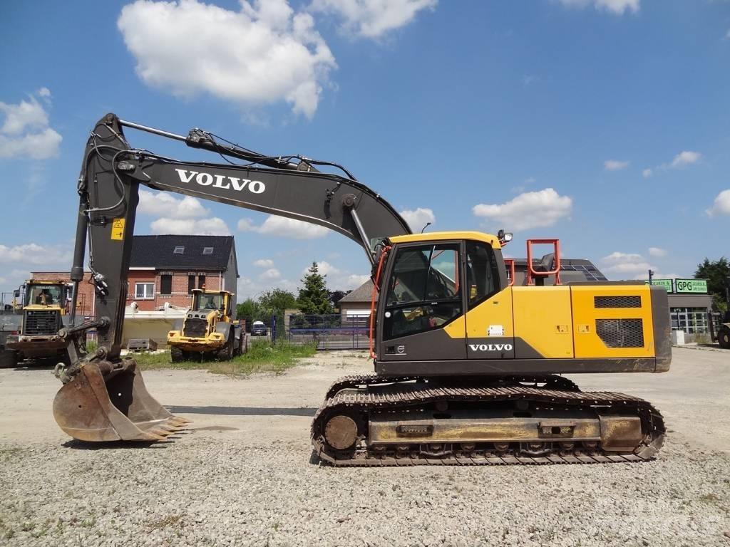 Volvo EC 220 E Gravemaskiner på larvebånd