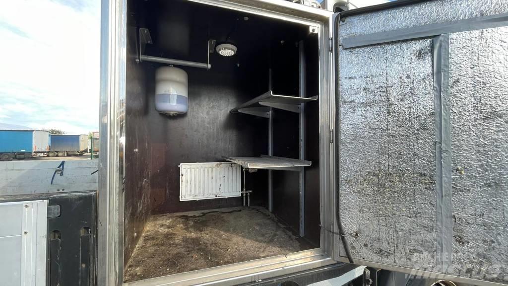 Volvo FL 10 Autotransportere / Knæklad
