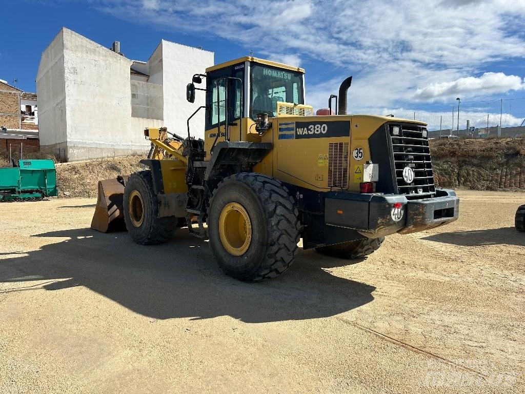 Komatsu WA 380-5 Læssemaskiner på hjul