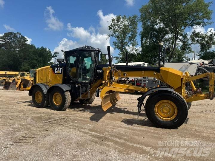 CAT 12 M 3 Vejhøvle / Gradere