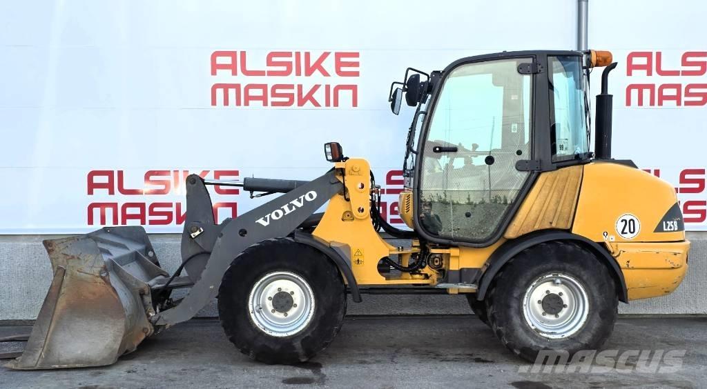 Volvo L 25 B Læssemaskiner på hjul