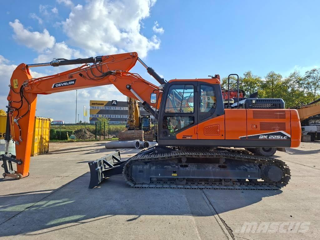 Develon DX 225 LC-7 Gravemaskiner på larvebånd