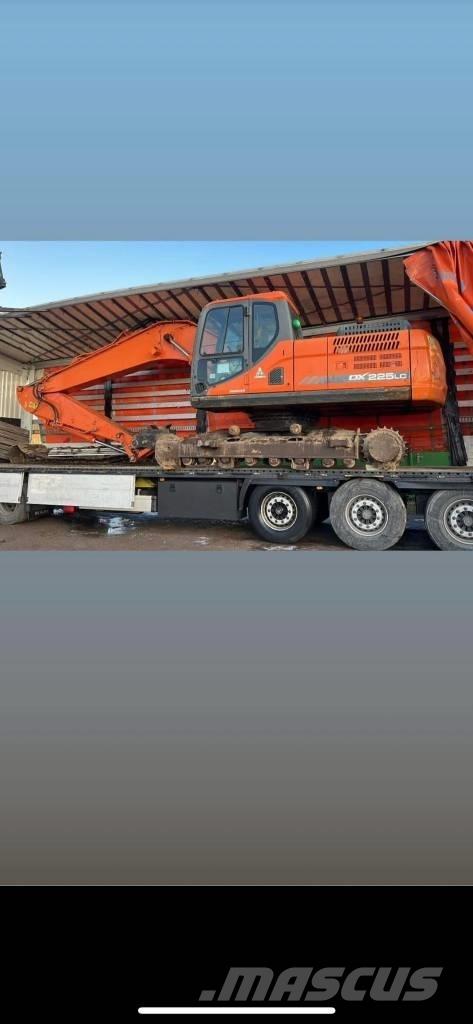 Develon DX 225 LC-7 Gravemaskiner på larvebånd