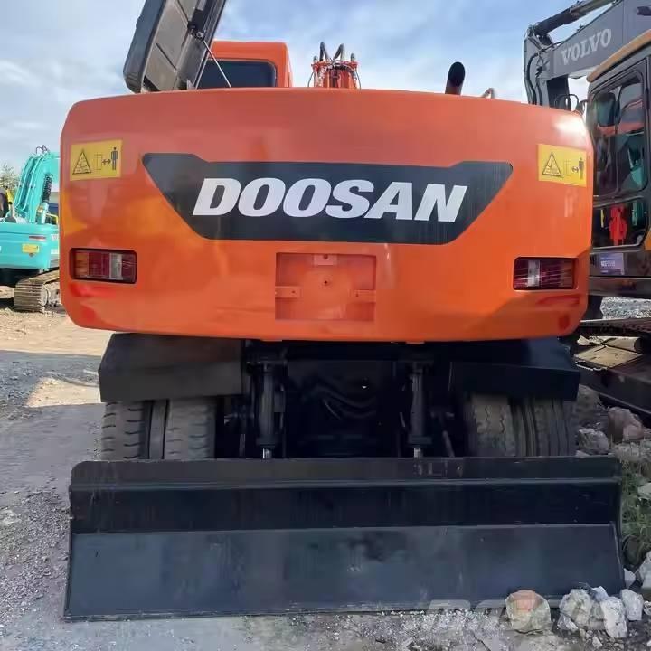 Doosan DX150W-9C Gravemaskiner på hjul
