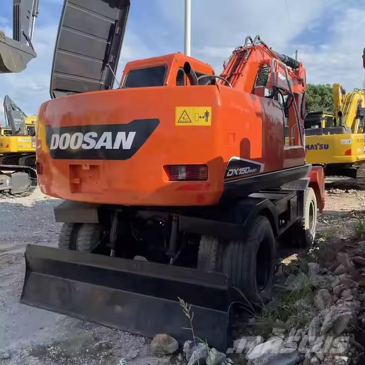 Doosan DX150W-9C Gravemaskiner på hjul
