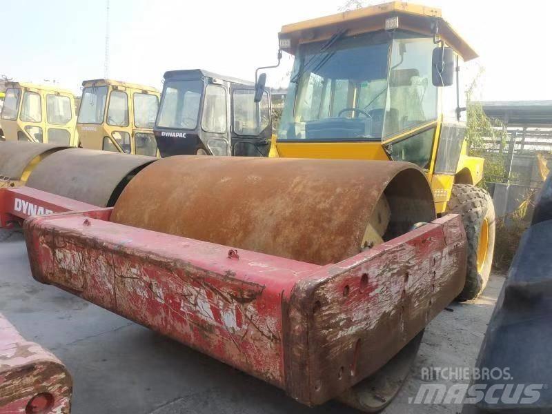 Dynapac CA602 Enkelt tromle
