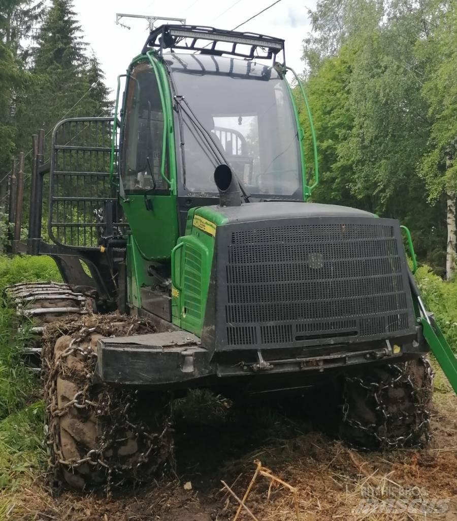 John Deere 1010 E Udkørselsmaskiner