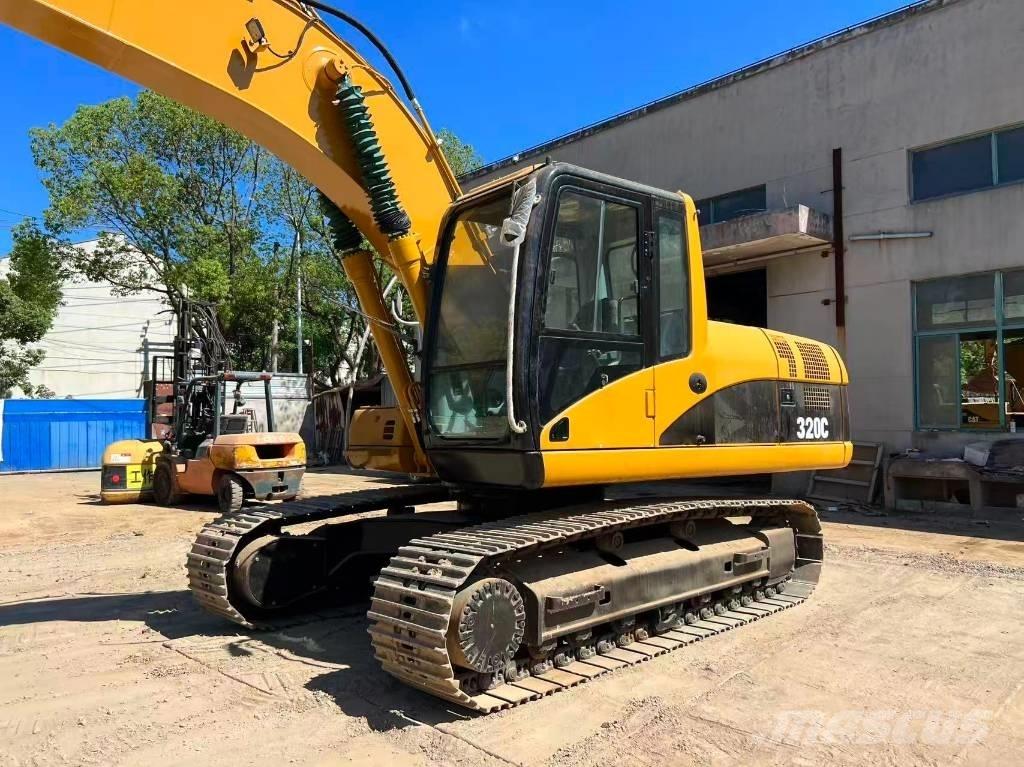 CAT 320 C L Gravemaskiner på larvebånd