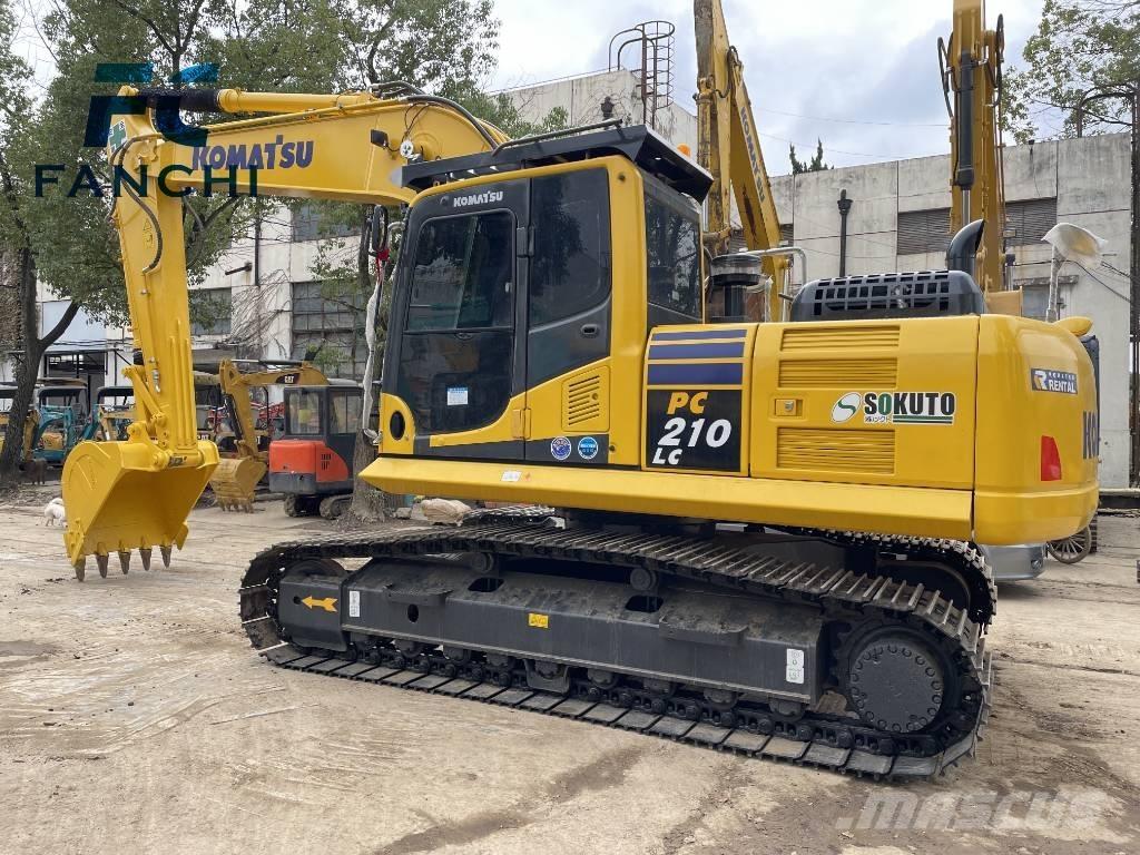 Komatsu PC210 Gravemaskiner på larvebånd