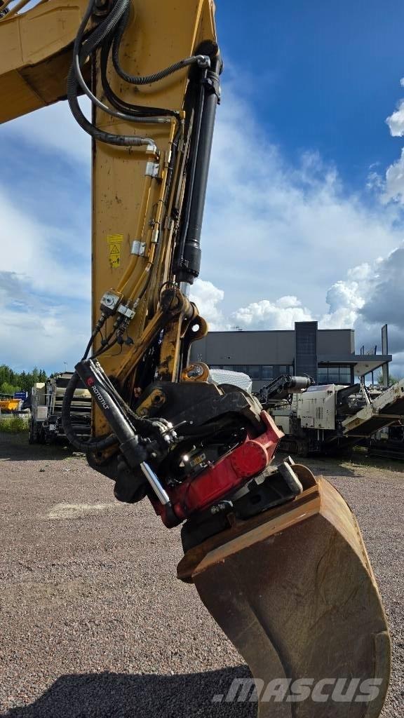 CAT 325FLCR Gravemaskiner på larvebånd