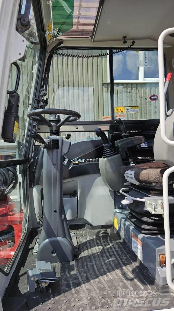 Takeuchi TB295W Gravemaskiner på hjul