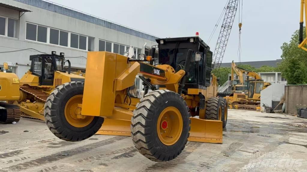 CAT 140 K Vejhøvle / Gradere