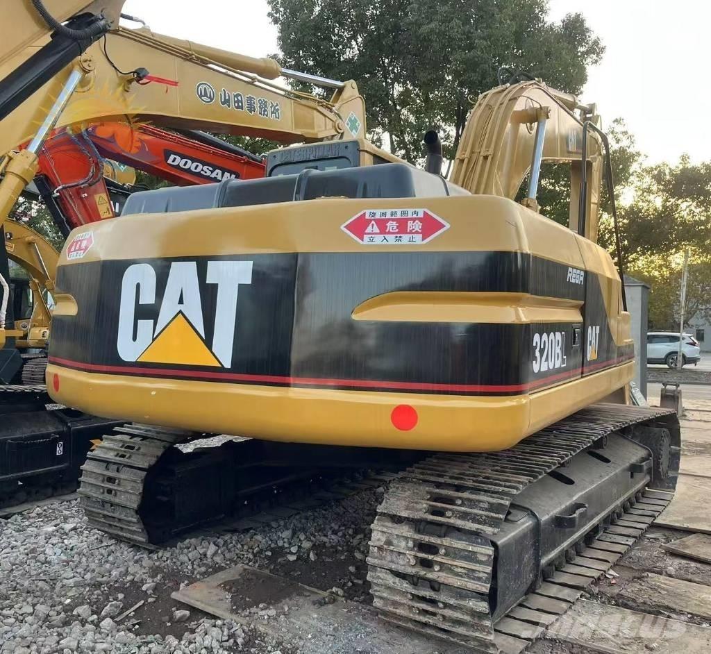 CAT 320 B Gravemaskiner på larvebånd
